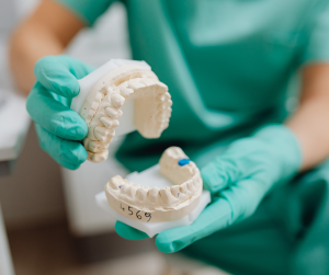 Do Medicare Advantage Plans Cover Dentures? How Dental Services Are Covered